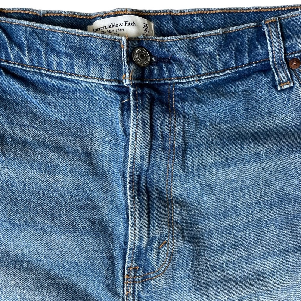 Abercrombie & Fitch Women’s The Mom Short High Rise Denim Size 35/20 - Picture 2 of 7
